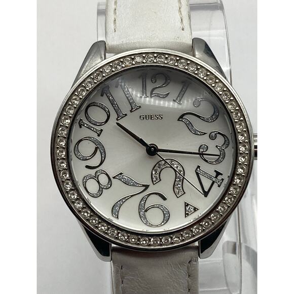 Guess Womens Watch 37mm White on Silver - New Battery - Leather Band G75960L WR - Picture 3 of 12